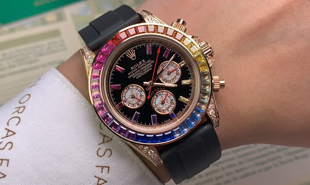 【High-end replica】💰1440! Rolex Daytona series is equipped with imported Citizen 8215 automatic machine, 40mm mineral-strengthened glass, three-bead steel belt, safety buckle. Life moves forward every second, but there is no time to look back, and there is only limitless learning.