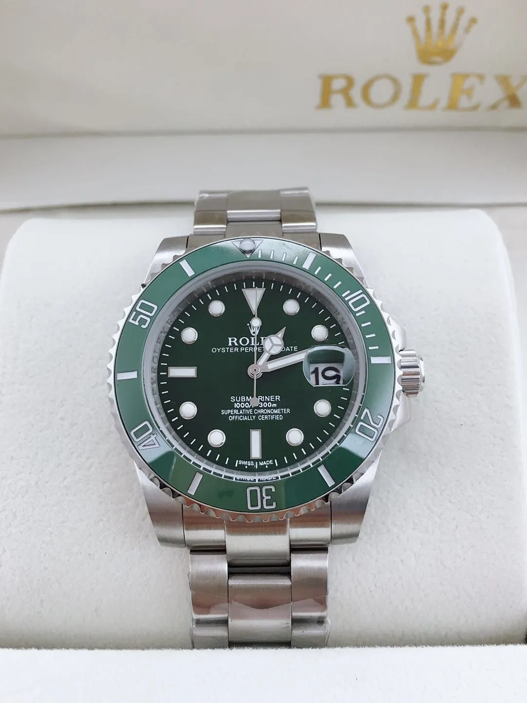 [Foreign trade import] 💰850 Rolex Submariner series 🎉Mirror: scratch-resistant blue crystal glass 🎉Movement: imported mechanical movement 🎉Dial: 40mm 🎉Function: waterproof, calendar (anti-reflective convex magnified calendar window) 🎉Strap: steel, three rows of links D25!