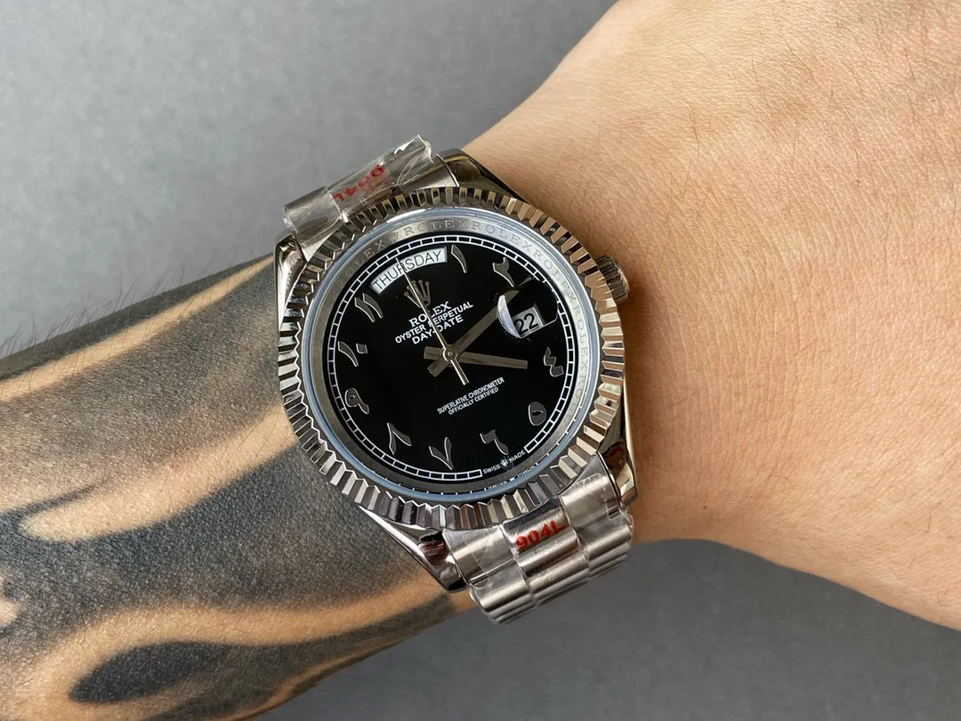 【High-end replica】💰1300! ROLEX Best Selling Classic Series: Datejust Oyster Dual Calendar Series Movement: Top imported fully automatic Citizen 8215 mechanical movement dual calendar display Case: Made of 316 stainless steel case Mirror: Sapphire scratch-resistant mirror Size: Diameter 40mm Thickness 10mm