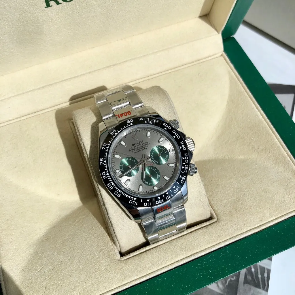 【High-end replica】💰1160! Customized all-in-one machine 💰1720! Rolex Daytona Series [Diameter] 40mm [Movement] Equipped with imported fully automatic mechanical movement [Ring] Imported finely polished ring/ceramic ring [Mirror] Scratch-resistant sapphire glass mirror [Material] Imported 316L stainless steel case [Strap] Stainless steel three-bead strap/high-quality tape [Buckle] Original buckle Super high quality, more beautiful in kind, market exclusive! Classic men's casual watch, the standard accessory for successful men, allowing you to wear it once and for all!
