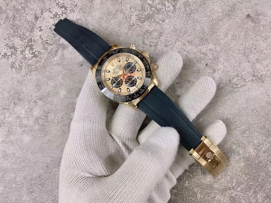 【High-end replica】💰1160! Rolex - Rolex Style: Daytona men's mechanical watch Movement: Imported fully automatic Citizen 8215 movement Size: Diameter 40mm Thickness 11mm Case: 316 stainless steel case Mirror: Sapphire mirror Strap: Comfortable silicone strap-original buckle