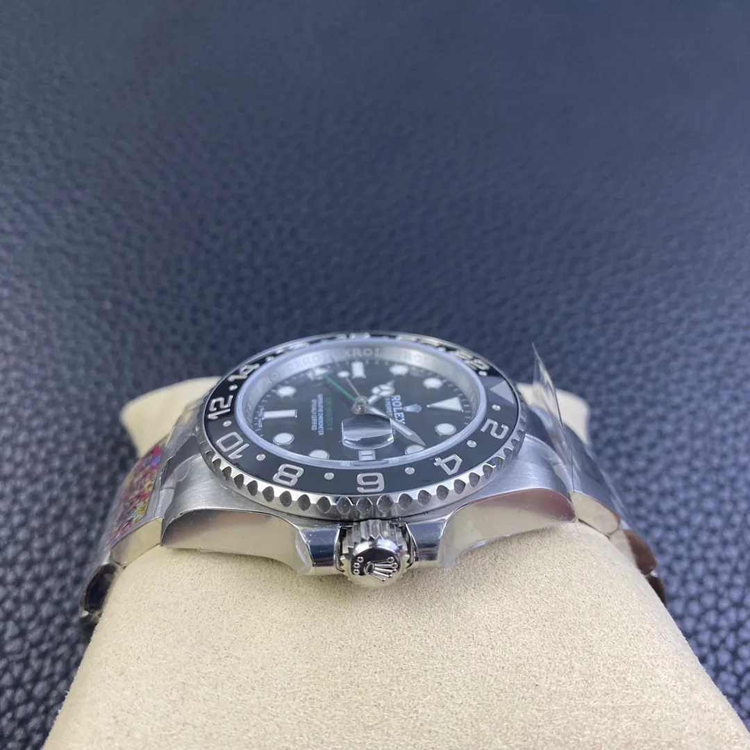 【High-end replica】💰1160! 【Customized all-in-one machine】💰1720! [Top replica] Private chat! ! ! The Rolex Greenwich [GMT-Master II] is one of Rolex's best-selling watches. It is equipped with a ceramic ring and platinum fonts. The Swiss 3285 mechanical movement has stable and reliable quality. The diameter is 40mm. It is developed one-to-one from the original.