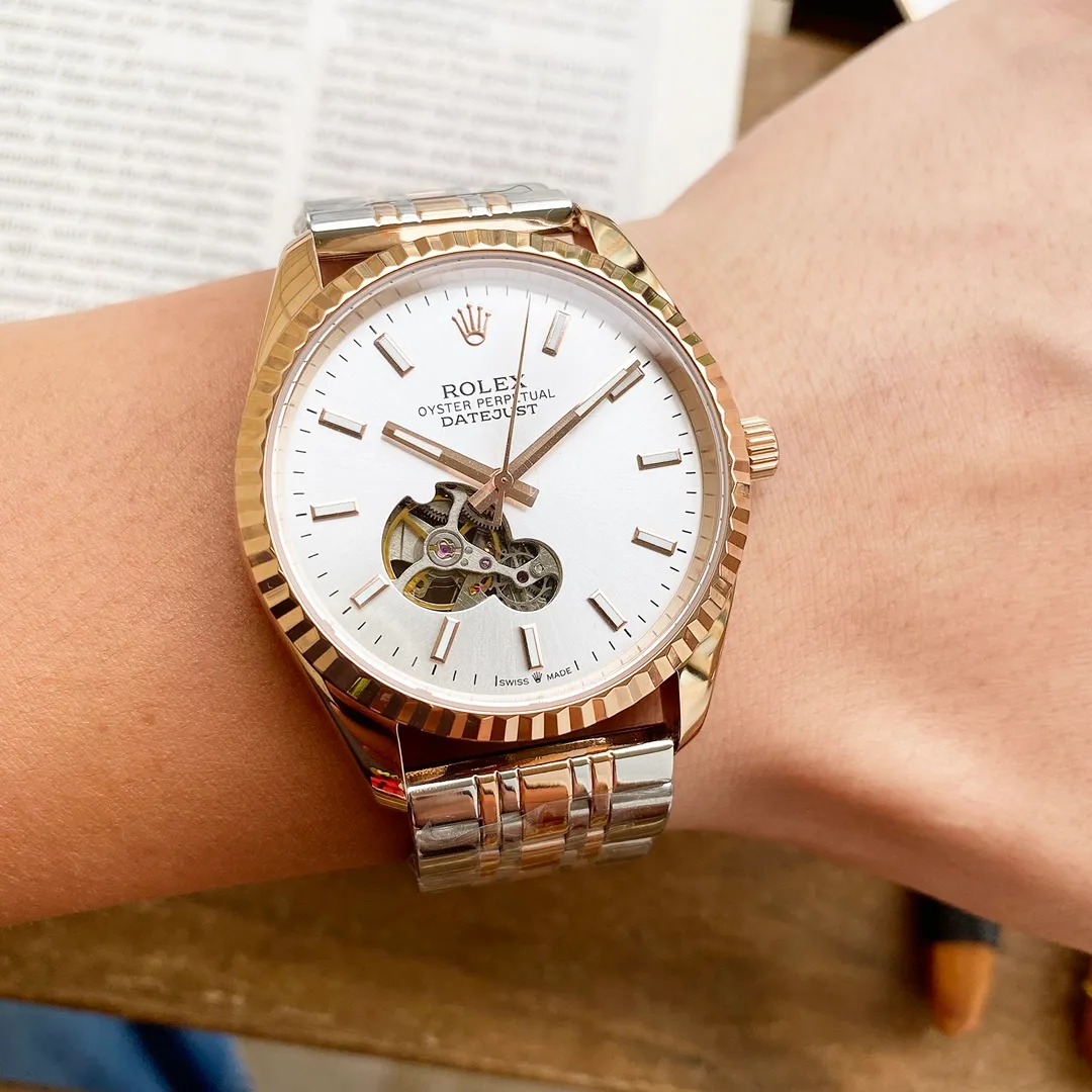 【High-end replica】💰1440! Rolex's premium men's watch features a three-pin small hollow flywheel design, exquisite craftsmanship, originality, nobility and gentlemanly style. Using fully automatic mechanical movement, top-grade 316 stainless steel case and strap, mineral super mirror, size 41-13
