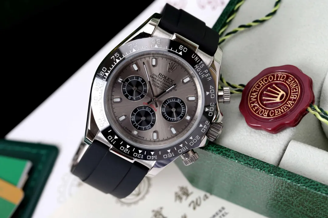 [Foreign Trade Import] 💰970 Rolex --- Distinguished Submariner Series Mechanical Men's Watch! Top men's watch, imported 316 stainless steel case! Mineral super strong mirror, long-lasting wear resistance, ceramic ring with rotatable ring mouth, 316 all-stainless steel band watch, fully automatic mechanical movement, accurate travel time, size 40mm and thickness 11mm, new product exclusive assembly is hot-selling... Bowl beauty display, infinite charm, extraordinary temperament, come and buy, high-quality products are constantly available, [look for the exclusive new background of the first release]
