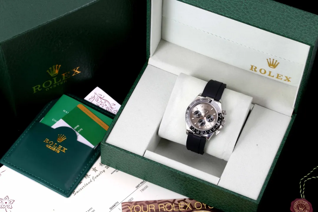 [Foreign Trade Import] 💰970 Rolex --- Distinguished Submariner Series Mechanical Men's Watch! Top men's watch, imported 316 stainless steel case! Mineral super strong mirror, long-lasting wear resistance, ceramic ring with rotatable ring mouth, 316 all-stainless steel band watch, fully automatic mechanical movement, accurate travel time, size 40mm and thickness 11mm, new product exclusive assembly is hot-selling... Bowl beauty display, infinite charm, extraordinary temperament, come and buy, high-quality products are constantly available, [look for the exclusive new background of the first release]