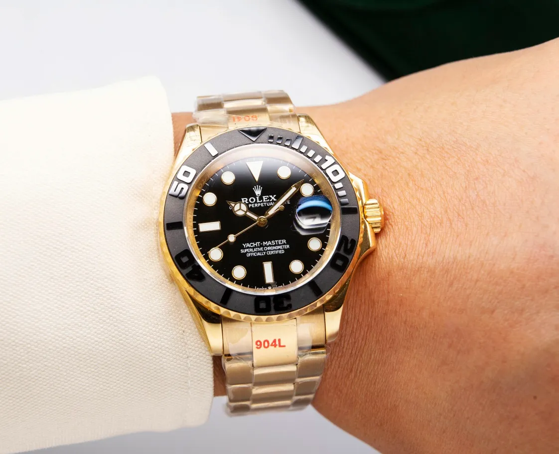 【High-end replica】💰1160! 【Customized all-in-one machine】💰1720! Rolex Yacht-Master series, a classic watch once and for all [Movement] Equipped with a brand new imported 9015 all-in-one fully automatic mechanical movement, with accurate travel time and excellent performance. It is equipped with an original case, with a small blue sapphire glass, a diameter of 40mm, a 316 stainless steel strap, and an original buckle. It is classic and fashionable, with extraordinary taste. It is worth owning! [Rose][Rose][Rose] (Focus on original new machines) The actual pictures are of customized all-in-one machines!