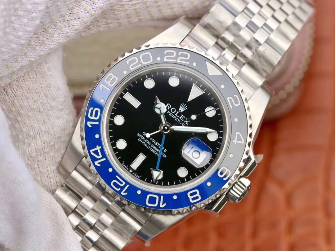 【High-end replica】💰1160! 【Customized all-in-one machine】💰1720! [Top replica] Private chat! ! ! The Rolex Greenwich [GMT-Master II] is one of Rolex's best-selling watches. It is equipped with a real ceramic ring and platinum fonts. The imported 9015 all-in-one mechanical movement has stable and reliable quality. The diameter is 40mm. It is developed one-to-one from the original.