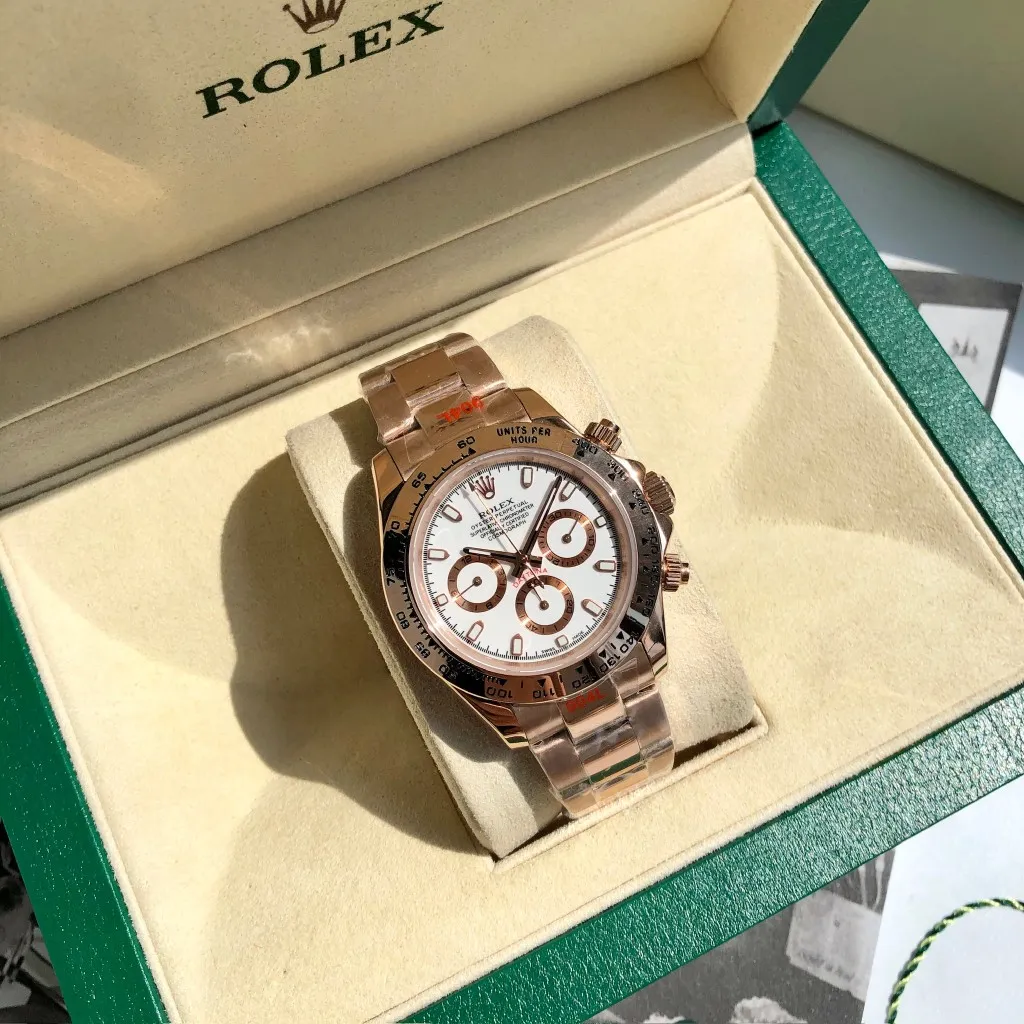【High-end replica】💰1160! Customized all-in-one machine 💰1720! Rolex Daytona Series [Diameter] 40mm [Movement] Equipped with imported fully automatic mechanical movement [Ring] Imported finely polished ring/ceramic ring [Mirror] Scratch-resistant sapphire glass mirror [Material] Imported 316L stainless steel case [Strap] Stainless steel three-bead strap/high-quality tape [Buckle] Original buckle Super high quality, more beautiful in kind, market exclusive! Classic men's casual watch, the standard accessory for successful men, allowing you to wear it once and for all!